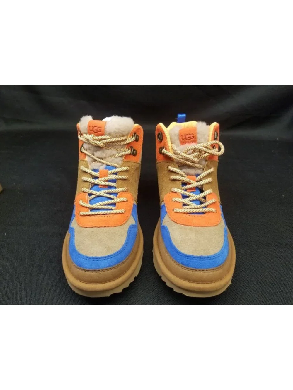 UGG bring touch
